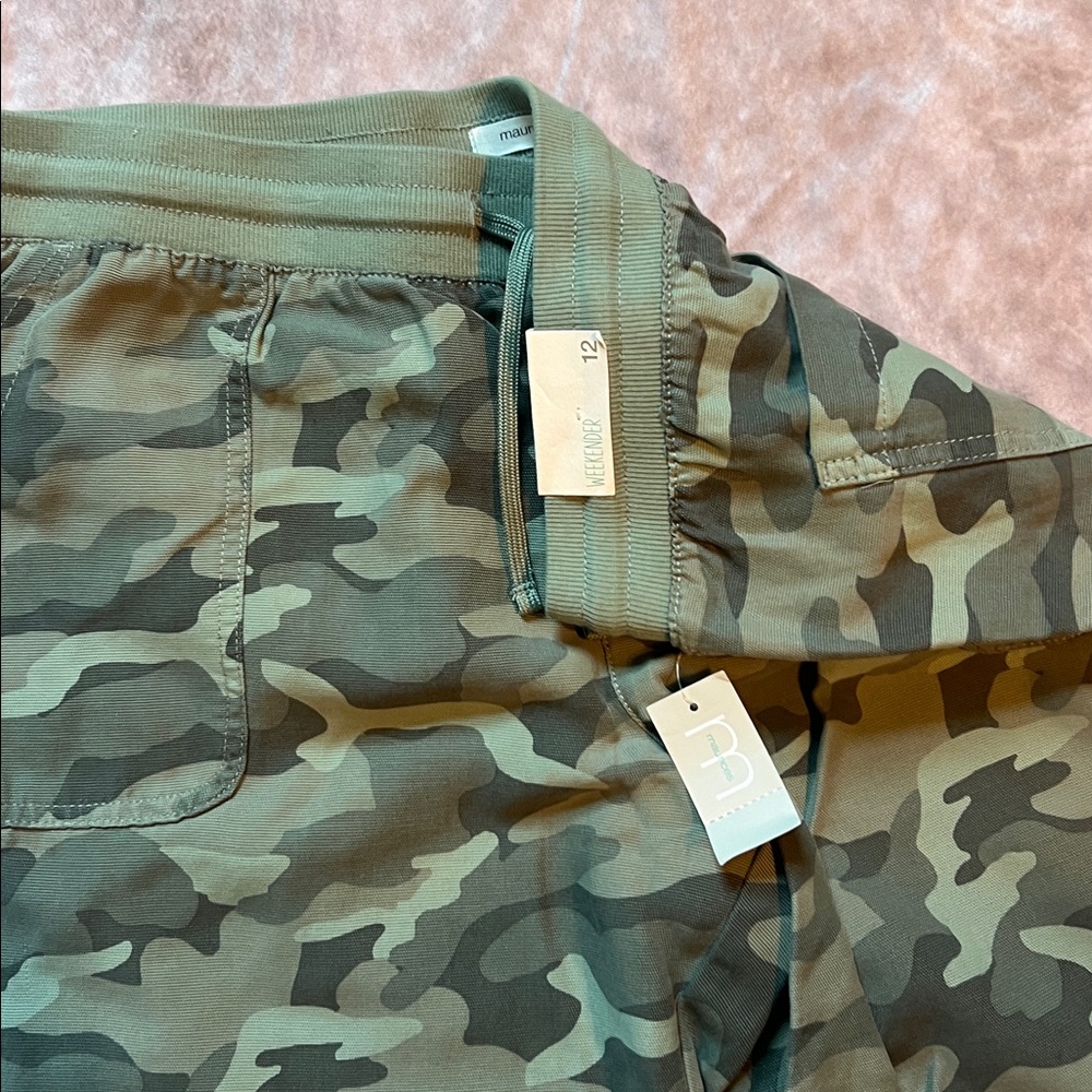 Camouflage Lightweight Jogger Pants - Picture 2 of 4